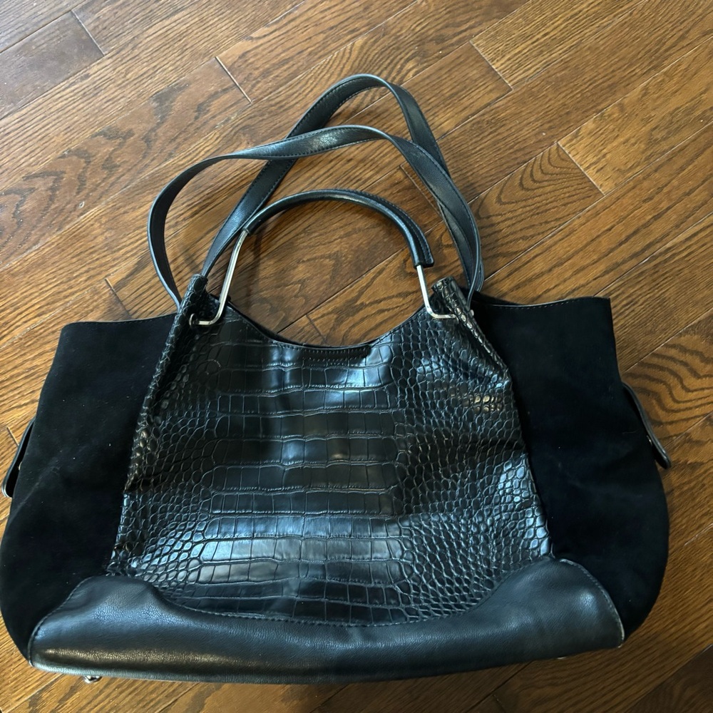 Sondra Roberts Black Croc-Embossed Shoulder Tote Bag